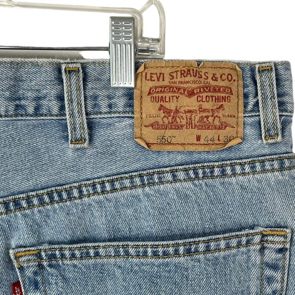 Levis Relaxed Fit 550 Jeans Mens 44 X 30 Light Wash - Picture 6 of 9